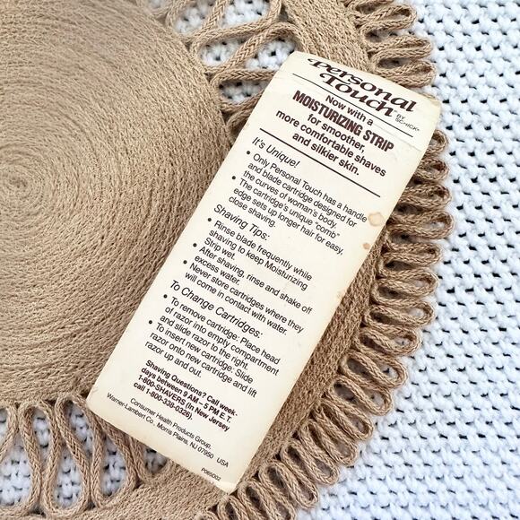 Personal Touch by Schick With Moisturizing Strip NIB Deadstock Razor Sample Pack - Picture 4 of 8